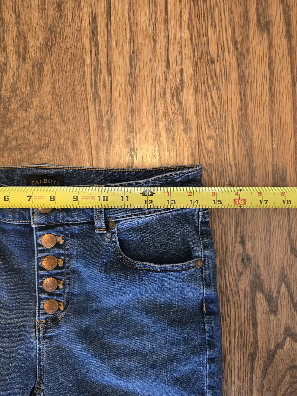 Talbots Everyday Relaxed Jean EUC - Women's Size 2P - Picture 12 of 14